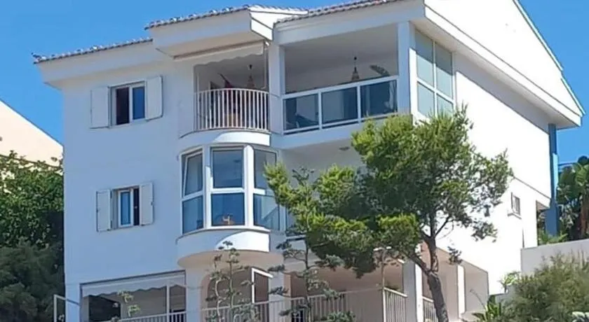 Vila "El Fornet" - Image 1