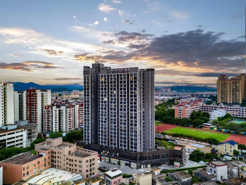 Victoria Hotel (Zhongshan Shaxi Guancheng Art Branch) - Image 1
