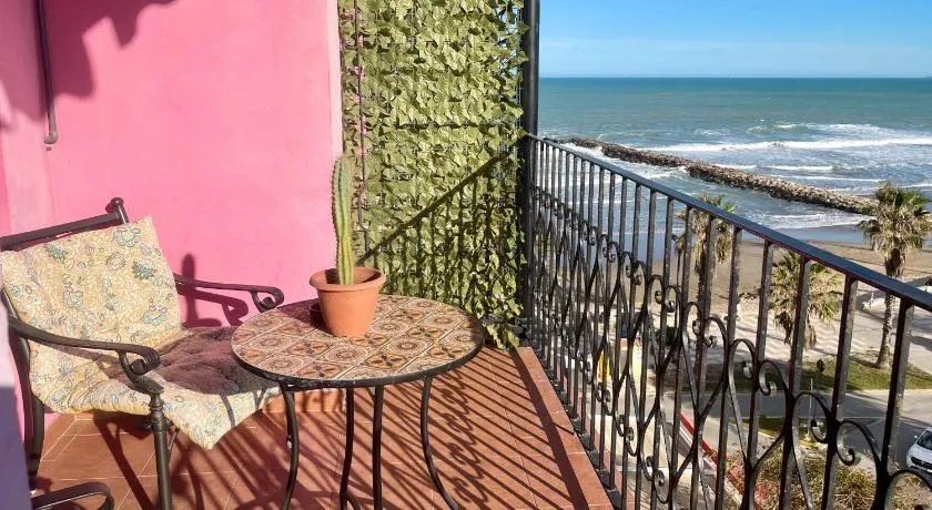 Ático dúplex con vistas al mar - Image 1
