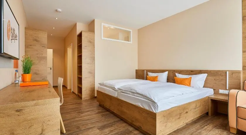 Hotel Goll Pforzheim-Niefern - Image 1