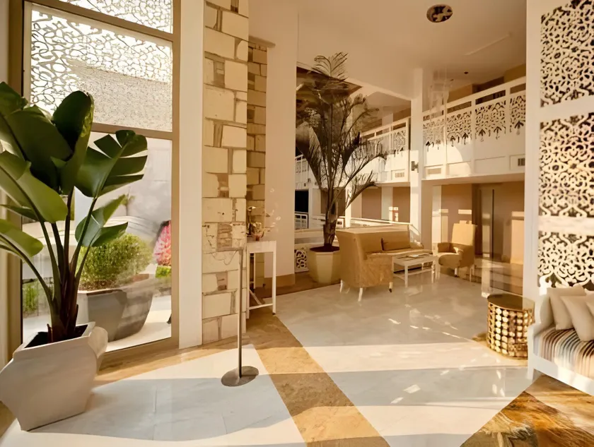Antmare Hotel - Image 1