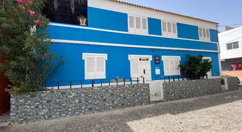 Casa Blu Guesthouse - Casa de Hospedes - Image 1