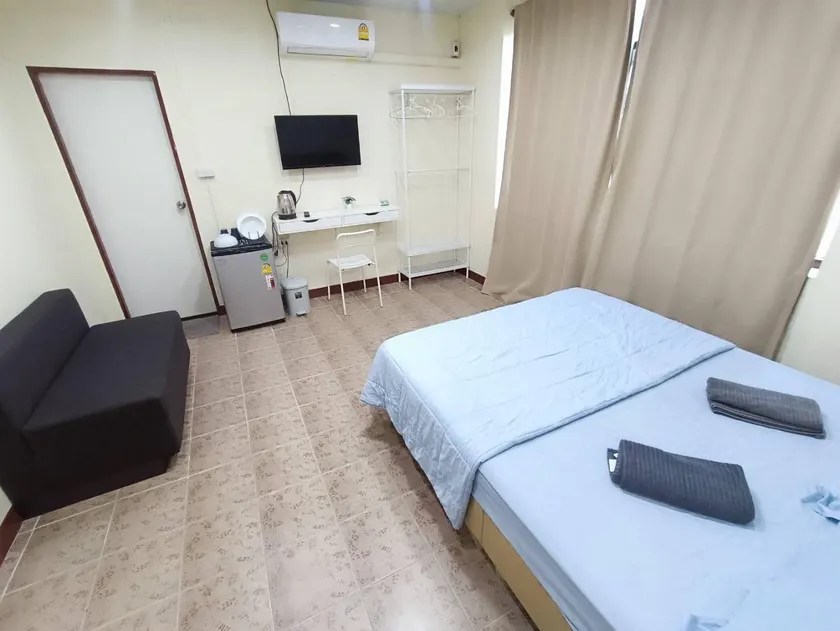Thitikan Apartment - Image 1