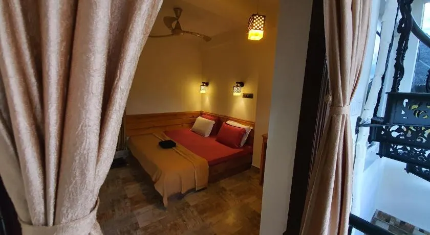 Little Island (Beach Cafe & Guest House) - Image 1