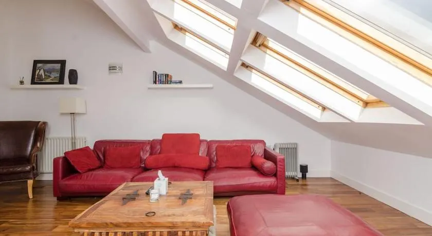 4 stars Rating Tourist board certified Spacious penthouse Apartment - Image 1