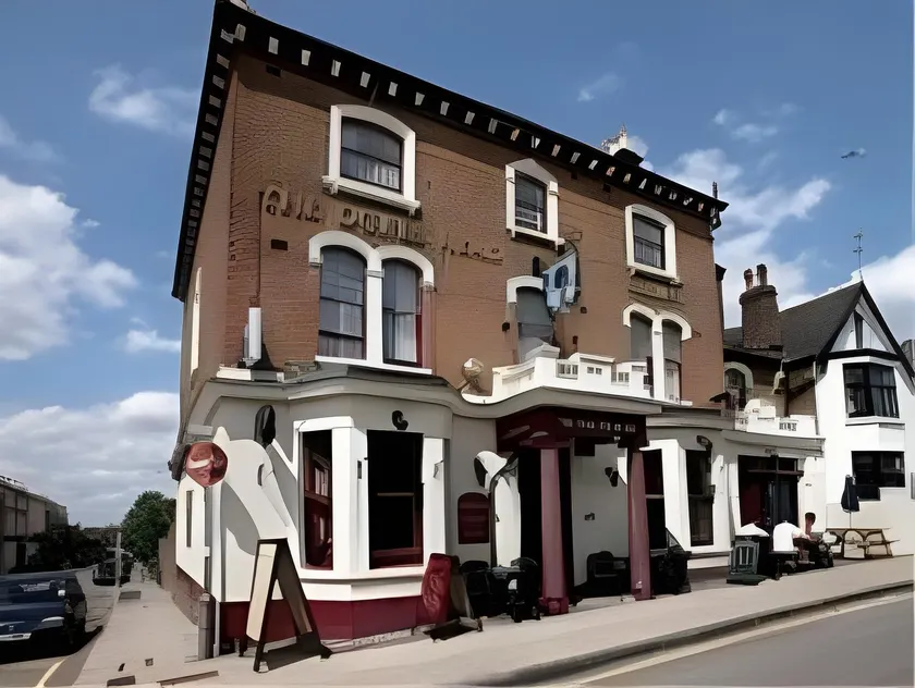 The Duke's Head Inn - Image 1