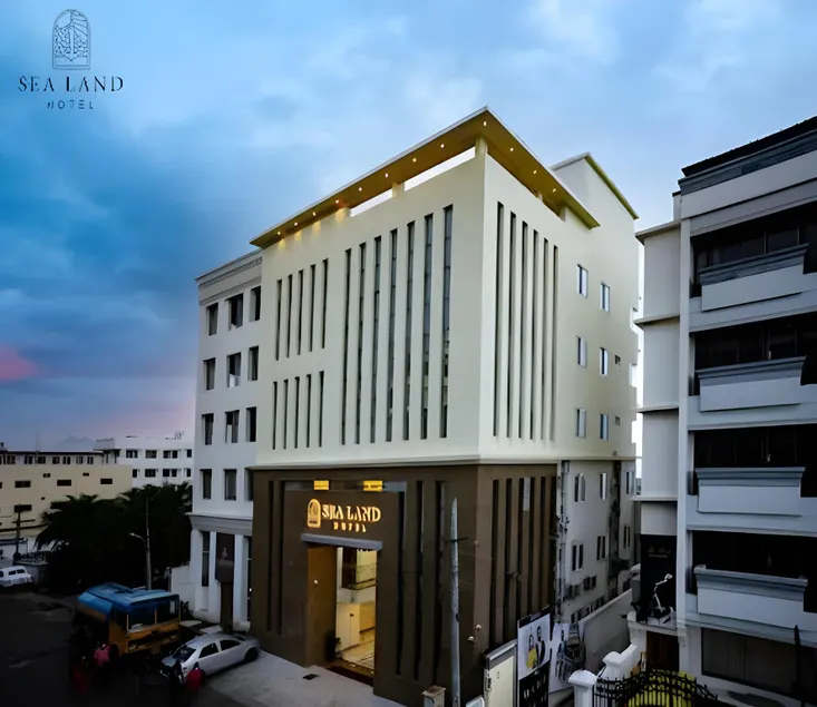 Hotel Sea Land - Image 1