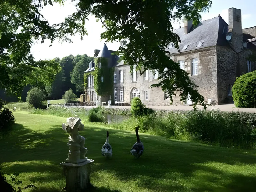 Château de la Motte Beaumanoir - Image 1