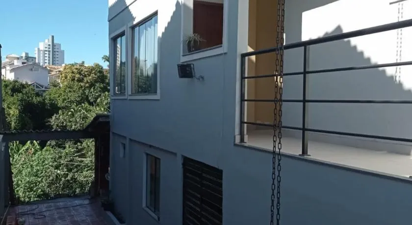 Vaccani Apart - Image 1
