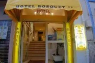 Hôtel Bosquet Pau Centre - Self Check In Budget Hotel - Image 1