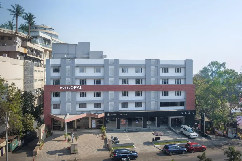 Hotel Opal - Image 1