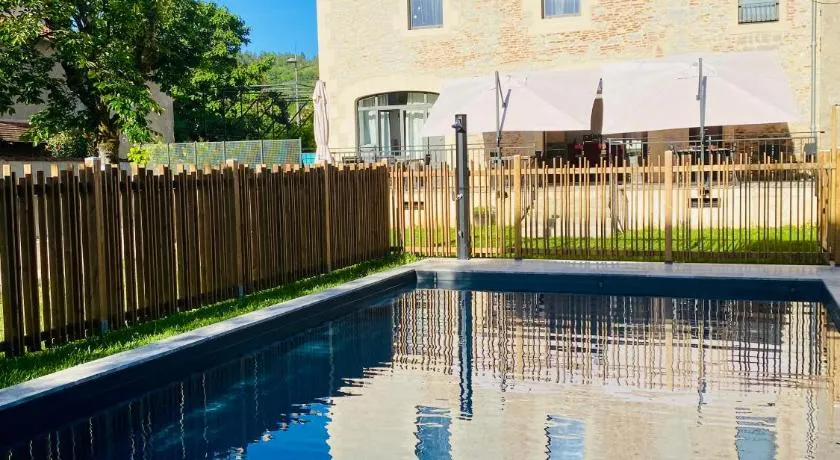 La Bellours Maison d Hôtes avec Piscine - Image 1