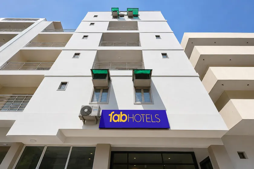 FabHotel Legend Stay - Image 1