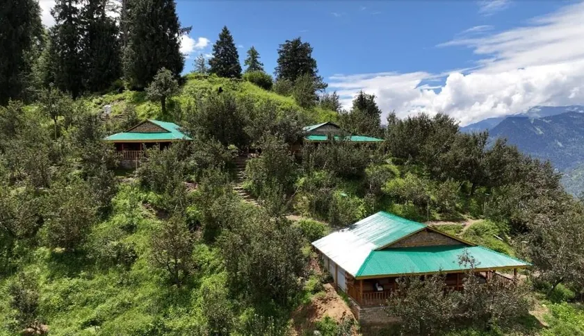 Upepo- The Sky Village- 4 Cottages by PLANACATION - Image 1