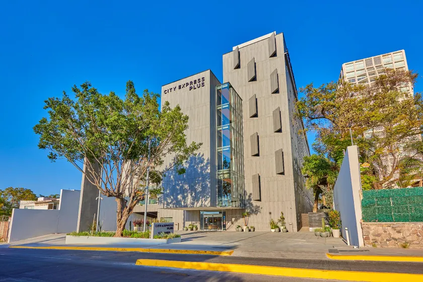 City Express Plus by Marriott Guadalajara Providencia - Image 1