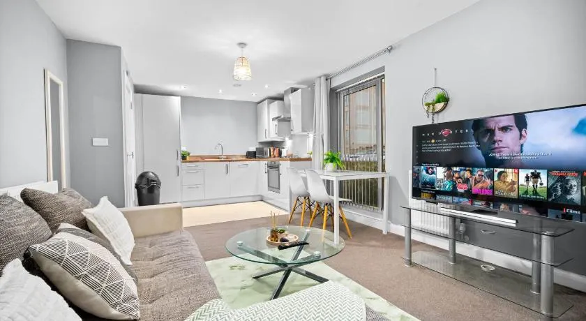 City Centre Apartment - Parking - Netflix - 2SL - Image 1
