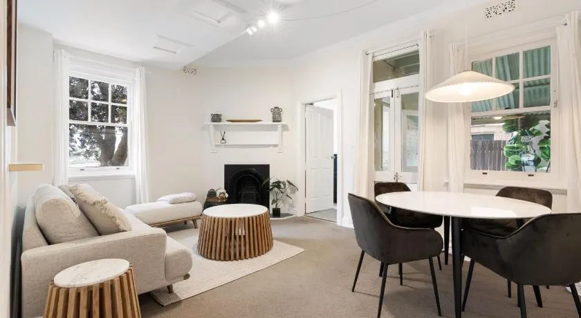 Two Bedroom Apartment - Image 1