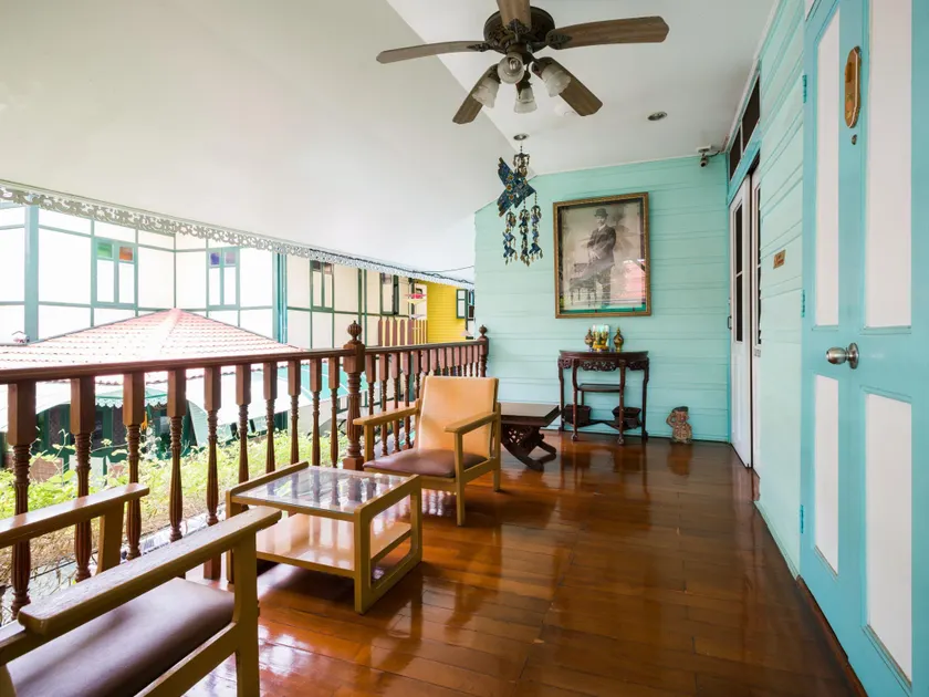 Samsen Sam Place - Image 1