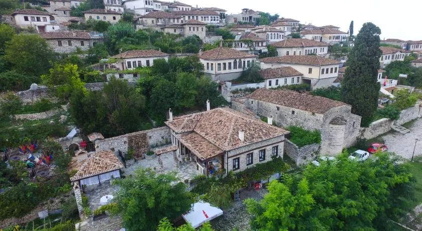 Guest House Iljesa - Image 1
