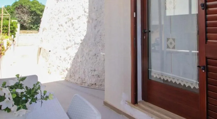 Stanza B&B Posto Rosso - Image 1