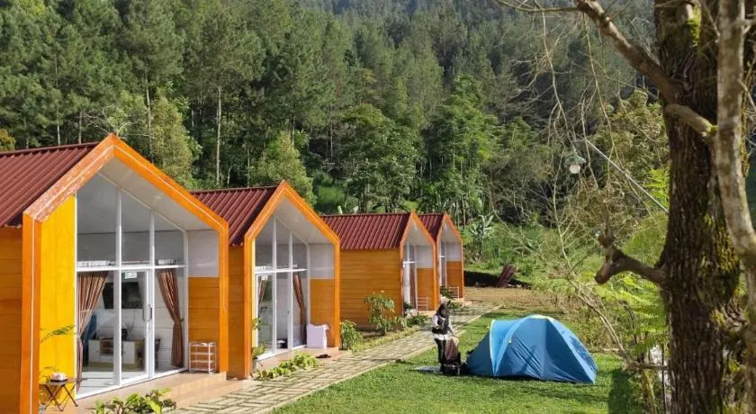 Glamping Azalea Tawangmangu - Image 1