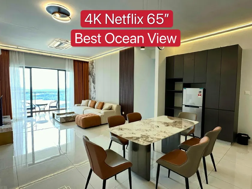 Astonishing Ocean View 4 Bedroom Huge Balcony 2 Car Park - Image 1