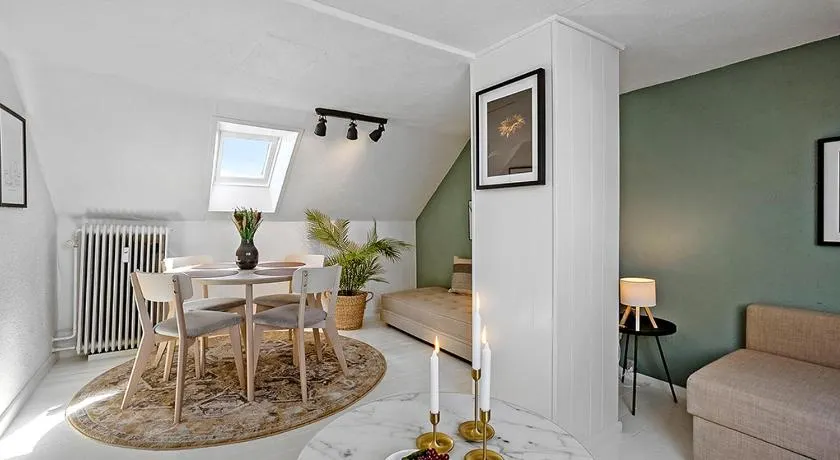 3-room apartment with free parking and terrace - Image 1