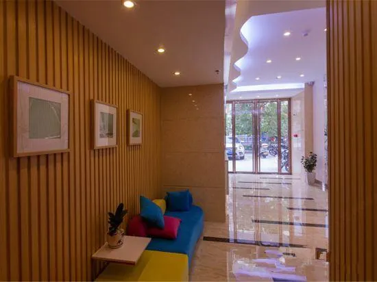 Modern Boutique Hotel - Image 1