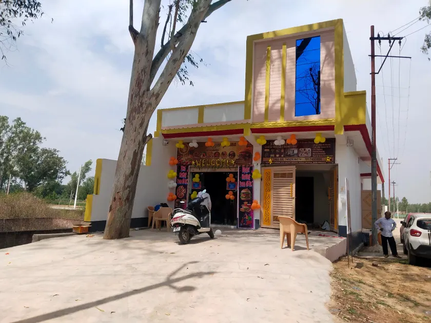 Starview Guest House Homestay - Image 1