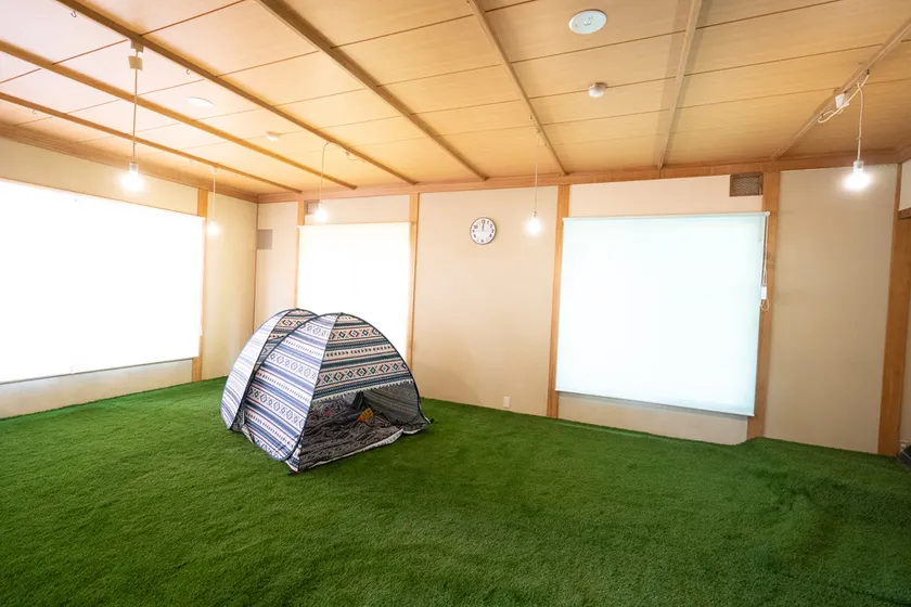 Picnicbase & Hostel - Image 1