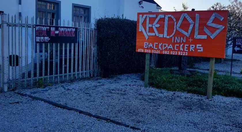 Keedols Inn & Backpackers - Image 1