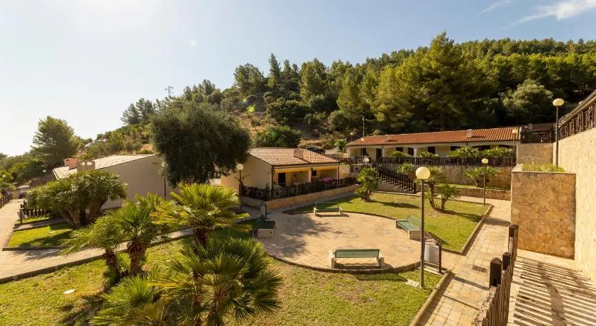 Pugnochiuso Resort Villette Belvedere - Image 1