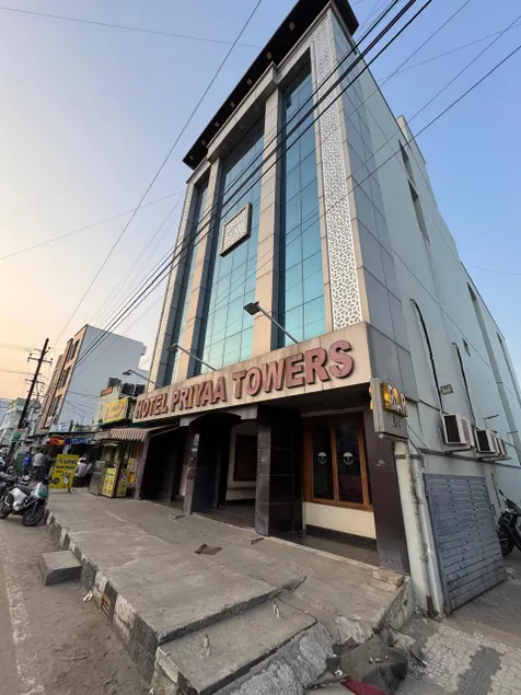 Hotel Priya  Towers - Image 1