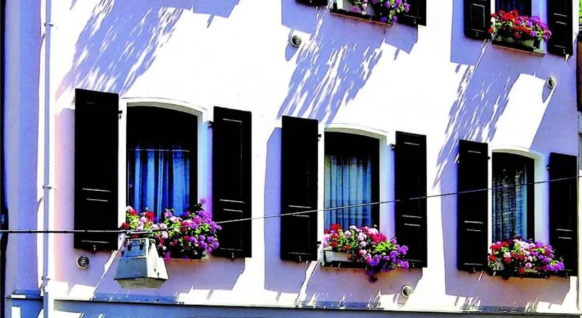 Haus Berlin - Image 1