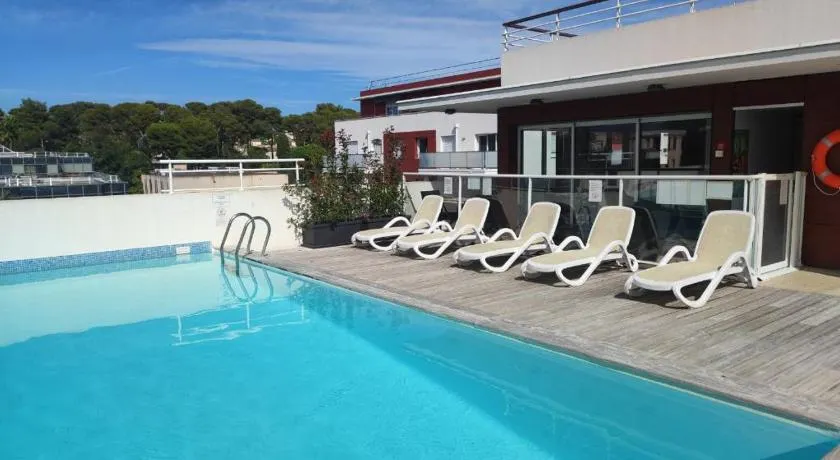 T2 Antibes - confort et cosy - piscine - Image 1