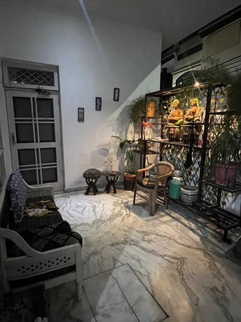 Occasions stay - Image 1