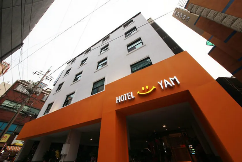 Hotel Yam Bucheon Station - Image 1