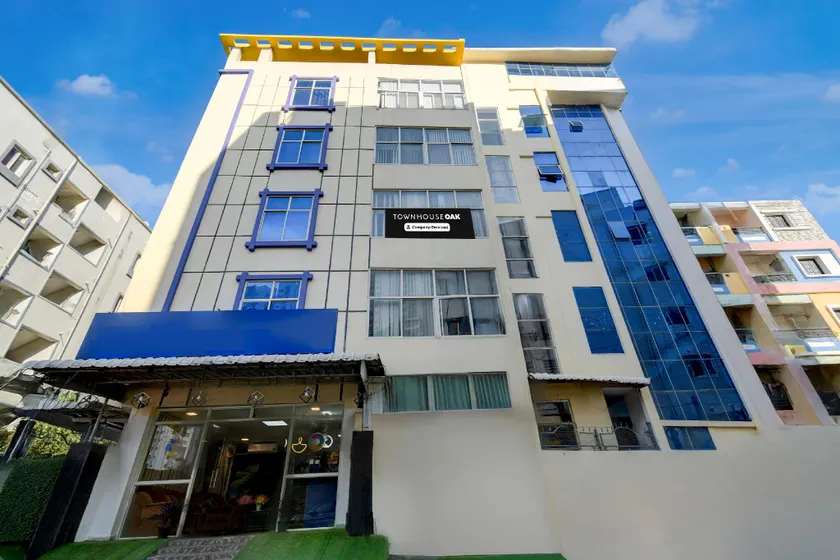 Super Townhouse Oak Q-City Techno Park - Image 1