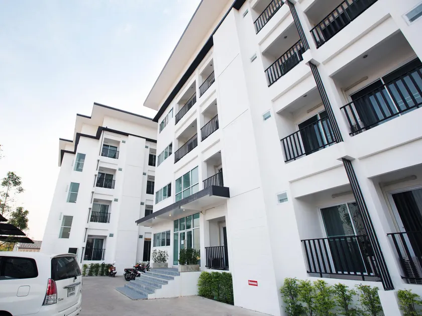 B2 Korat Boutique and Budget Hotel - Image 1