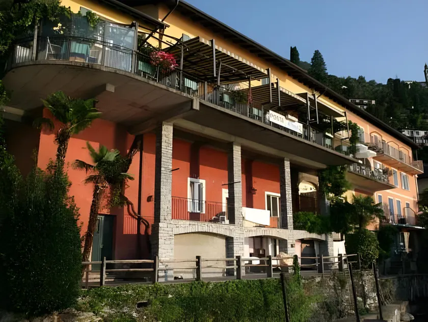 Art Hotel Ristorante Posta Al Lago - Image 1