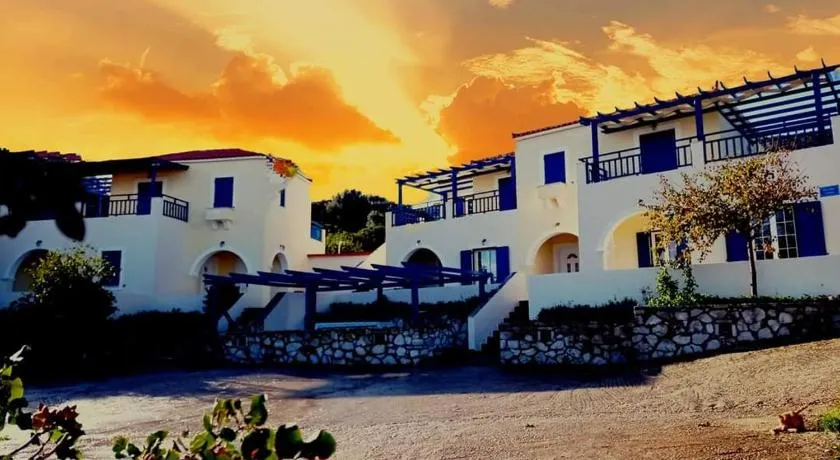 Evangelia House Sea View Apartments - Image 1