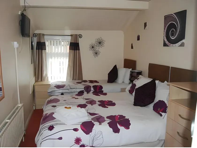Birch Villa - Image 1