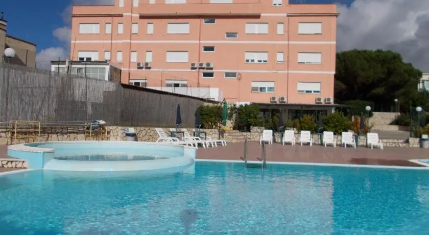 Hotel Maremonti - Image 1