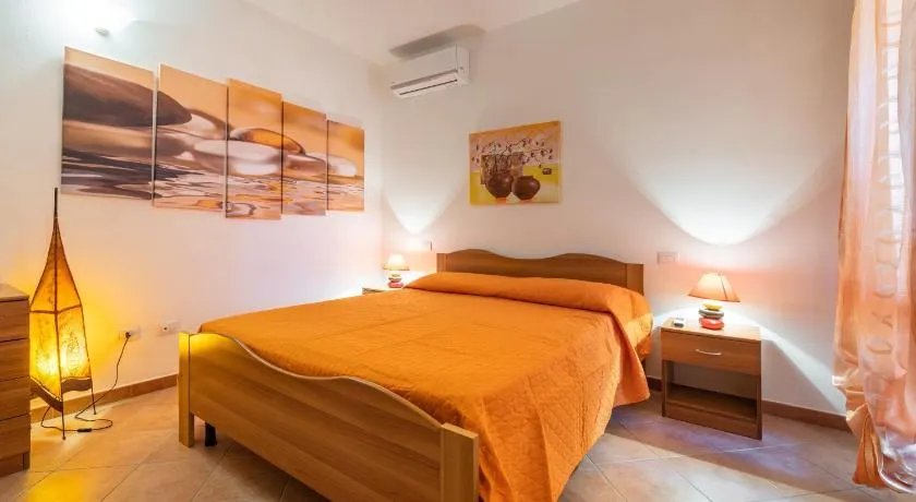 Appartamento \"Villetta Nora\" vicino alla spiaggia con aria condizionata e terrazza - Image 1