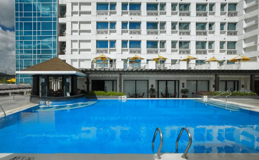 Quest Hotel & Conference Center Cebu - Image 1