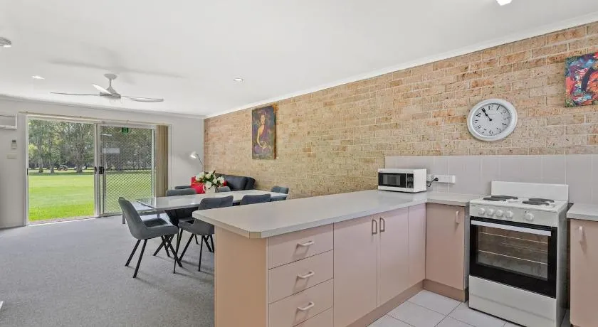 Ballina Golf Unit - Image 1