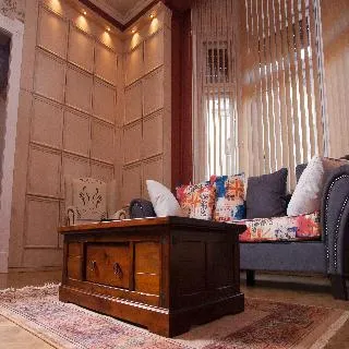 Palace Apartments - Image 1