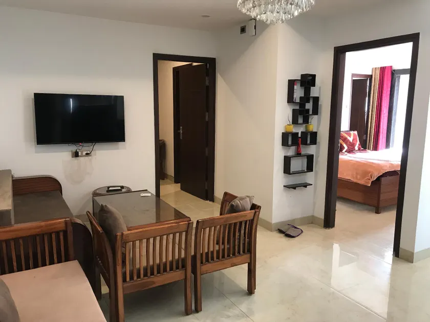 Shimla Cliff Castle Apartment - Image 1