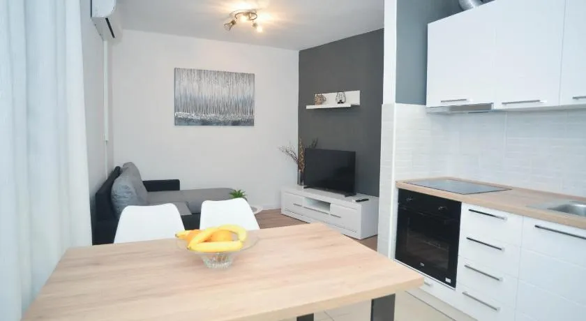 Jure Apartment - Image 1