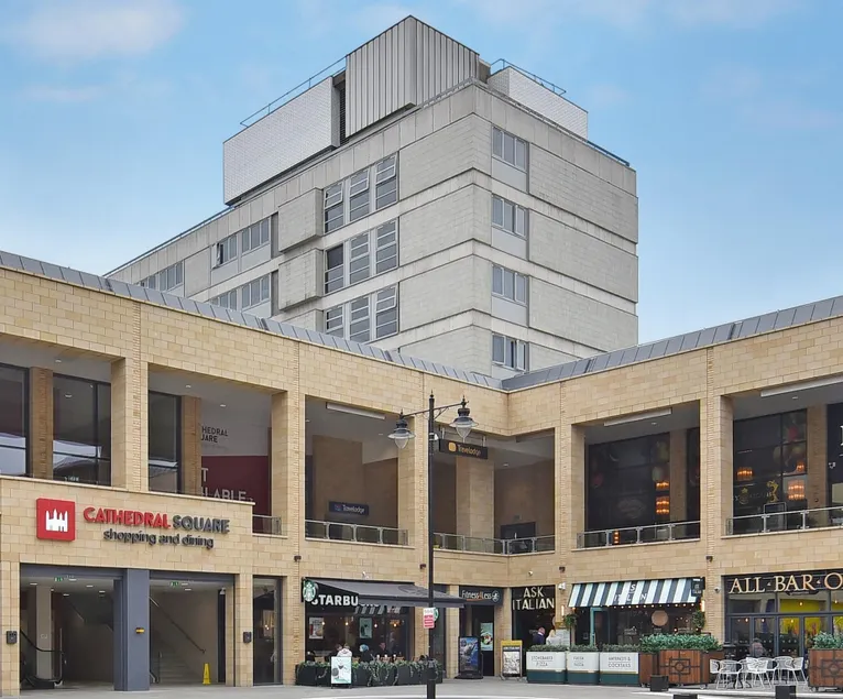 Travelodge Worcester - Image 1